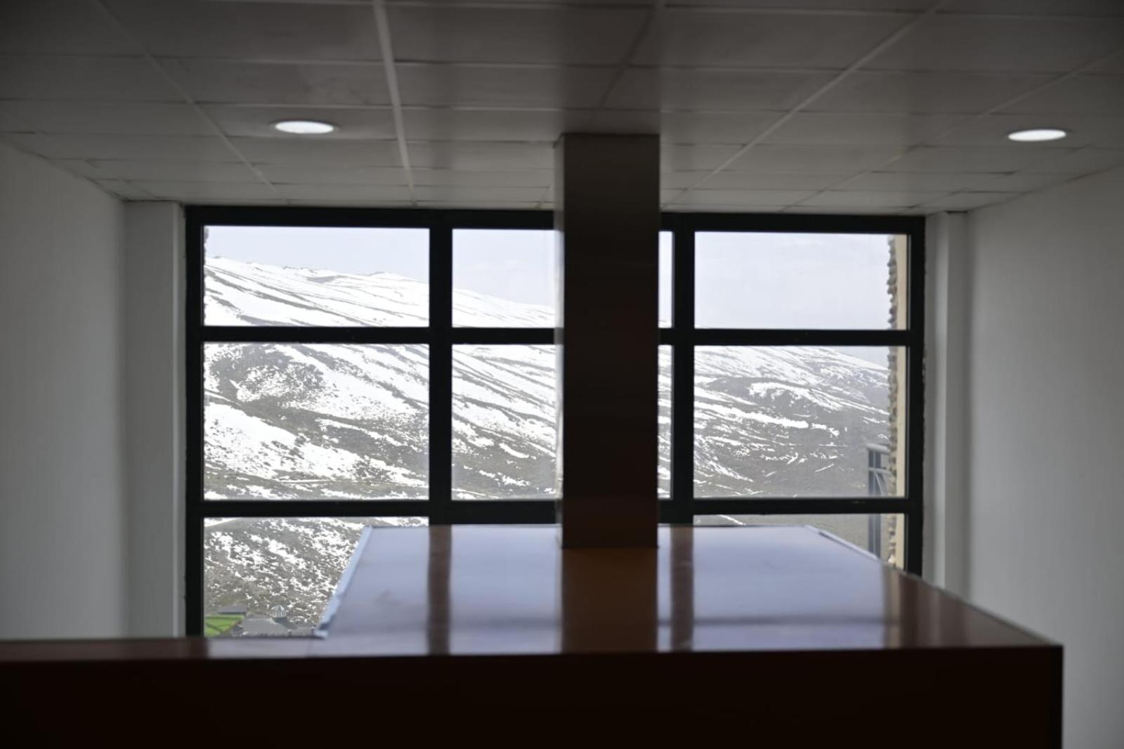 Estudio Infinity Con Parking Sierra Nevada Exteriér fotografie