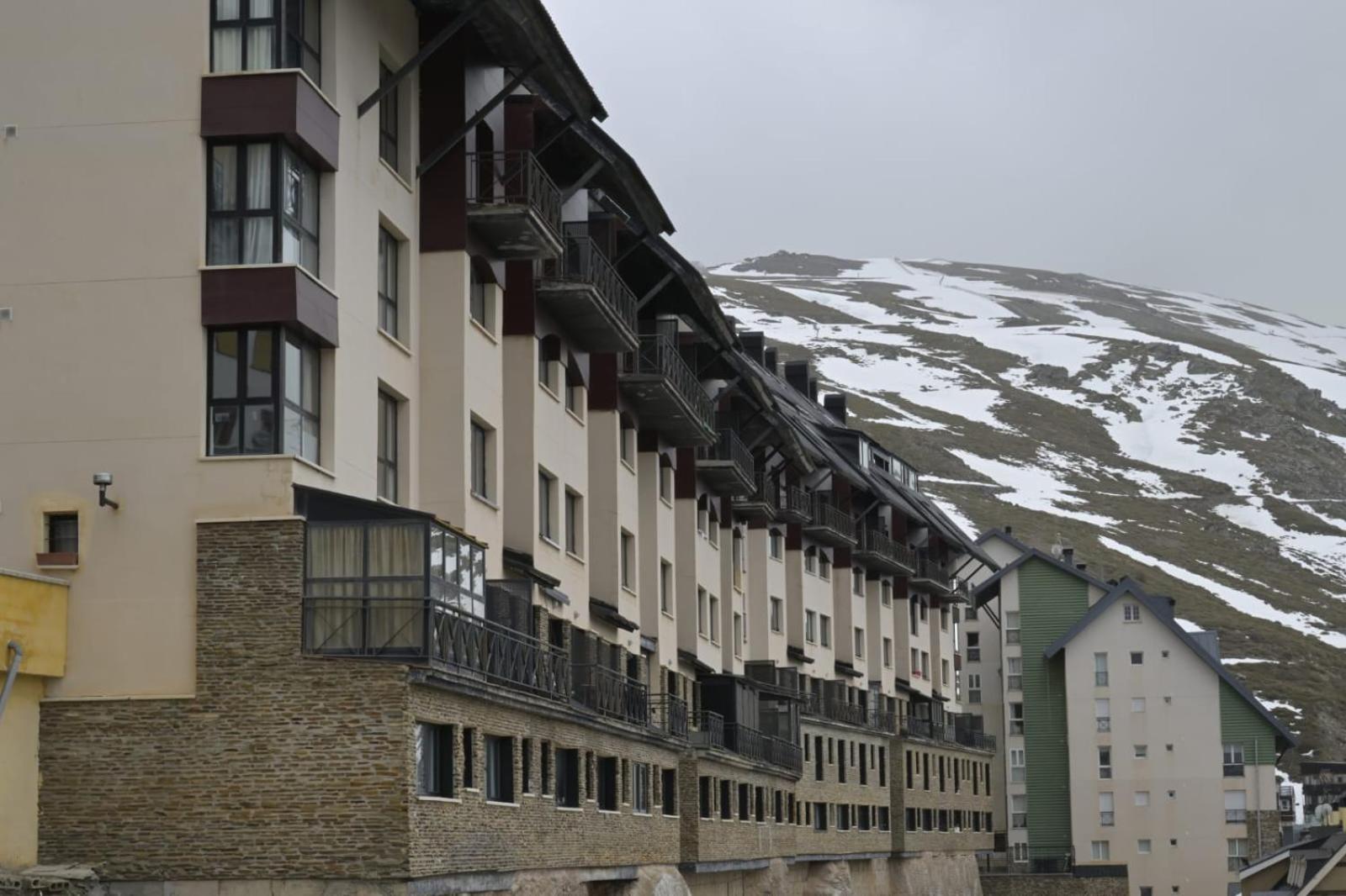 Estudio Infinity Con Parking Sierra Nevada Exteriér fotografie