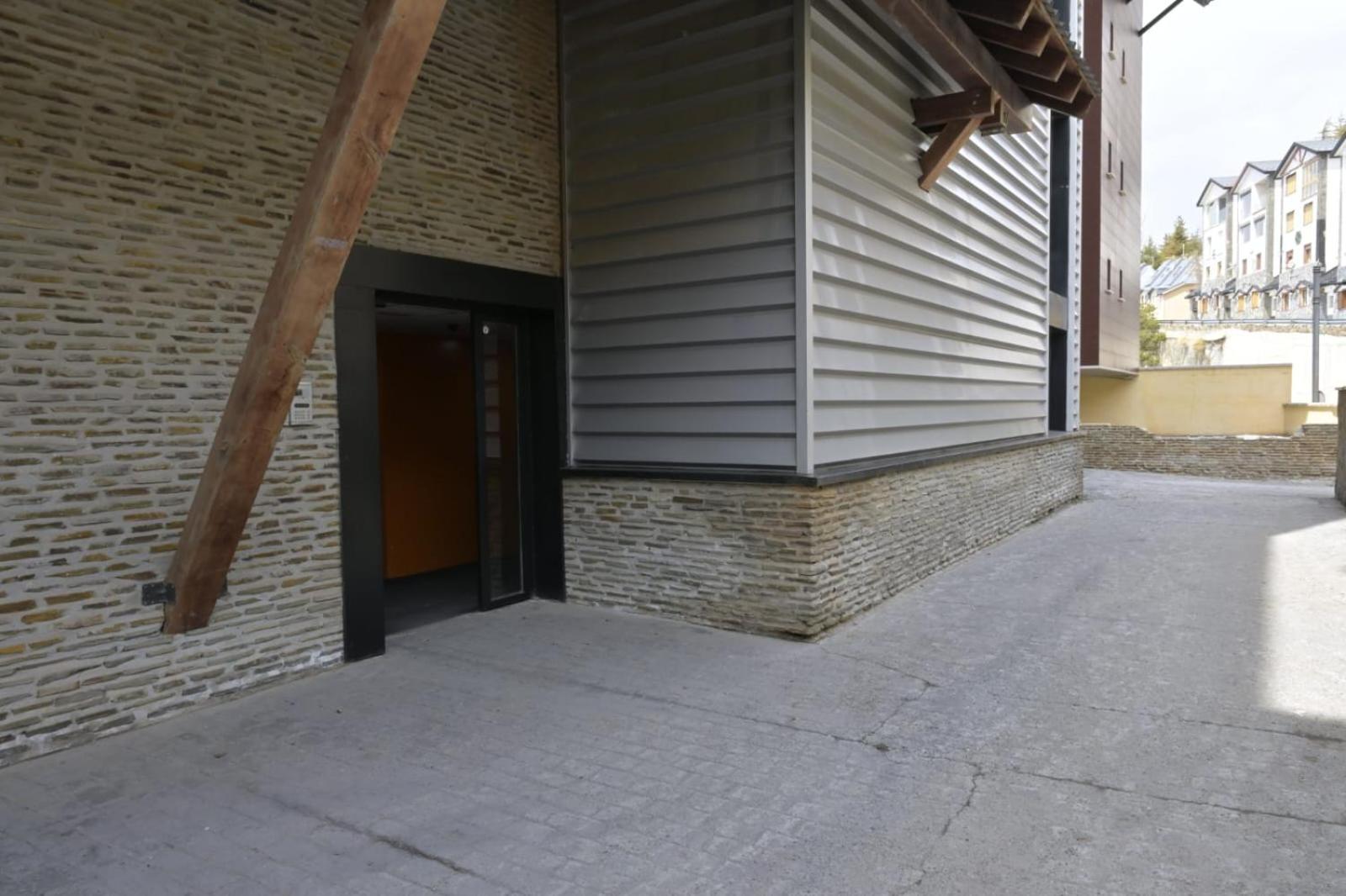 Estudio Infinity Con Parking Sierra Nevada Exteriér fotografie